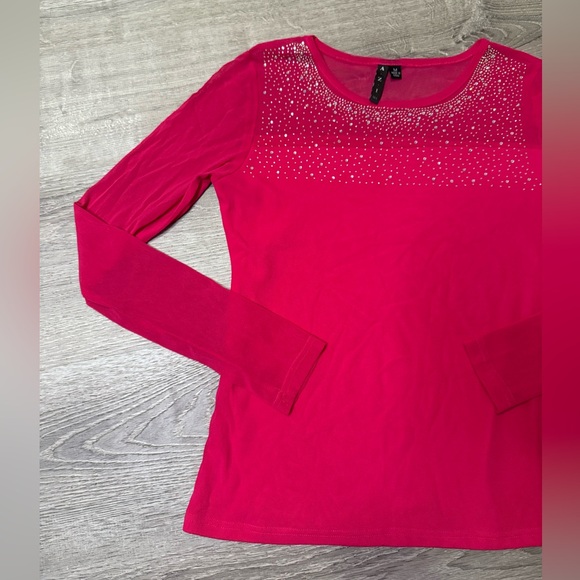•AZI• HOT PINK GEM TOP - Picture 3 of 6